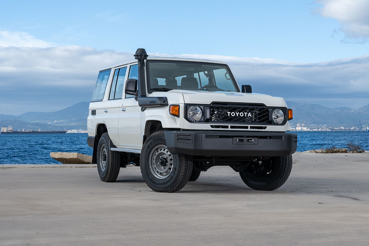 Land Cruiser 76 Hardtop